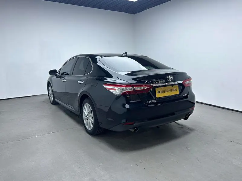 2021 Toyota Camry thumbnail 6