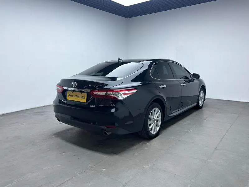 2021 Toyota Camry thumbnail 8