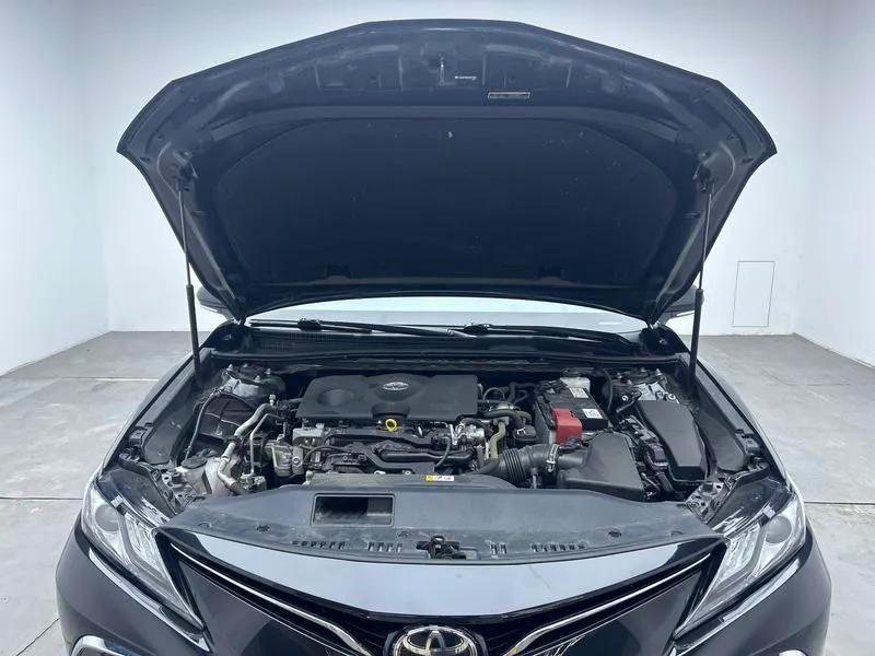 2021 Toyota Camry thumbnail 11