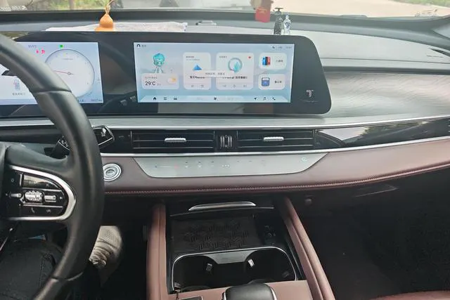 2024 Chery Tiggo 8 PLUS thumbnail 5