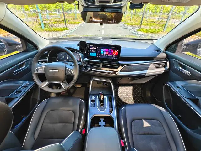 2023 Haval H6 thumbnail 4