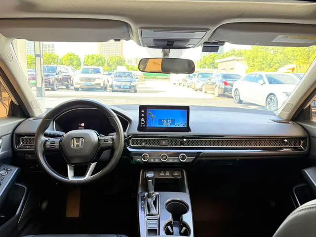 2022 Honda Civic thumbnail 4