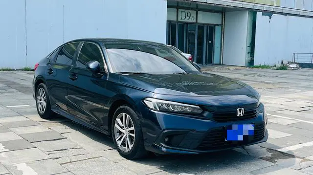 2022 Honda Civic thumbnail 3