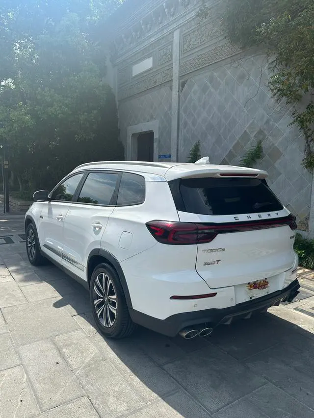 2021 Chery Tiggo 8 thumbnail 3