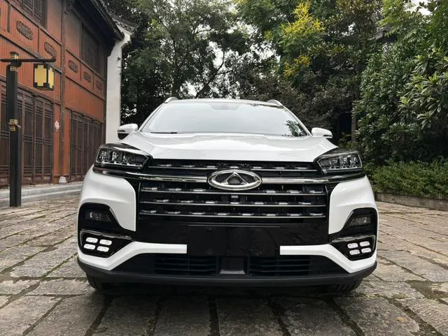 2023 Chery Tiggo 8 thumbnail 2