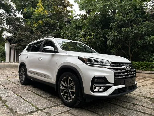 2023 Chery Tiggo 8 thumbnail 3