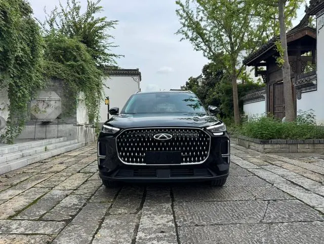 2024 Chery Tiggo 8L thumbnail 2