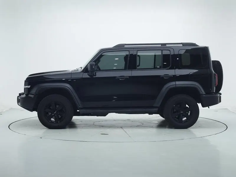 2020 Tank 300 thumbnail 5