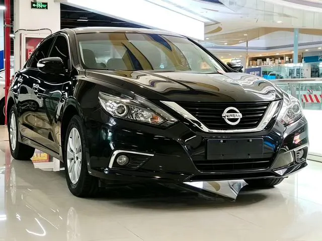 2018 Nissan Teana thumbnail 3