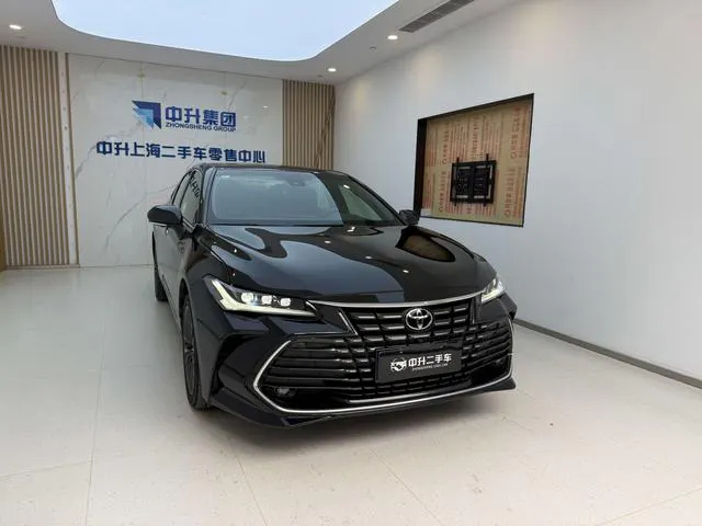 2023 Toyota Camry thumbnail 3