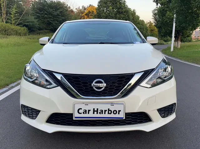2019 Nissan Sylphy thumbnail 2