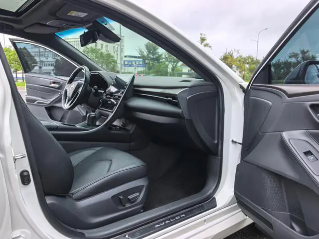 2022 Toyota Camry thumbnail 5