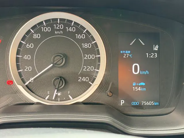 2019 Toyota Corolla thumbnail 4