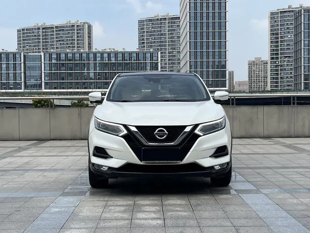 2019 Nissan Qashqai thumbnail 2