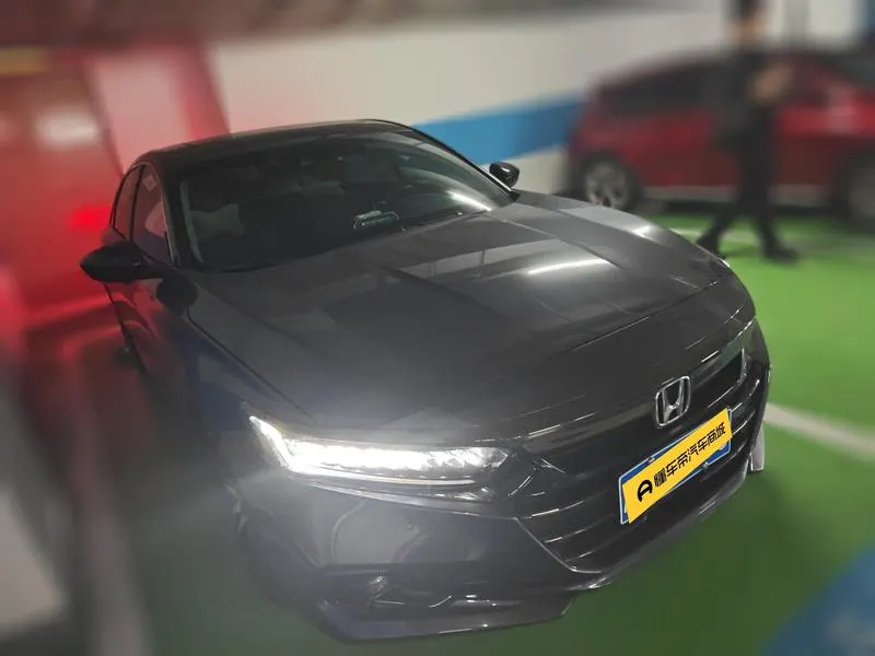 2022 Honda Accord thumbnail 3