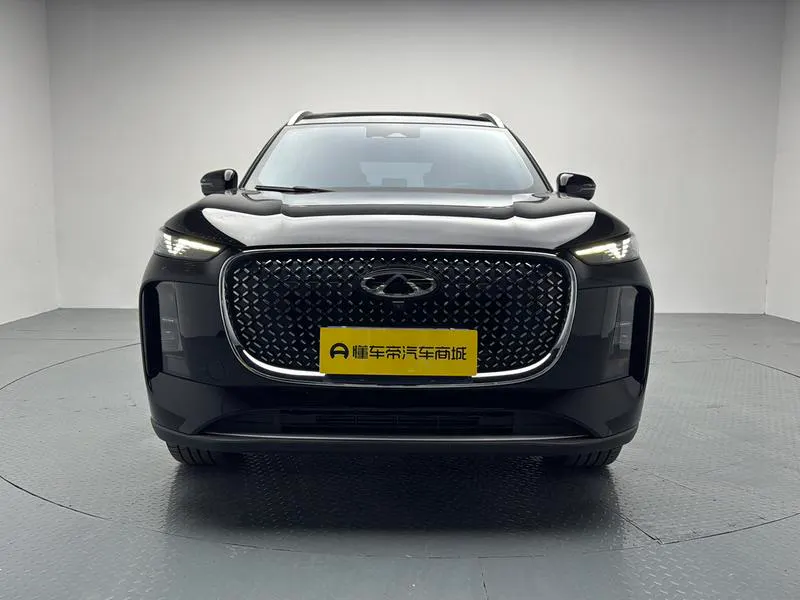 2025 Chery Tiggo 8 PLUS thumbnail 3