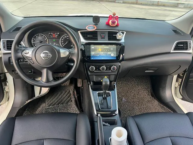 2019 Nissan Sylphy thumbnail 4