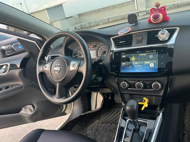 2019 Nissan Sylphy thumbnail 5