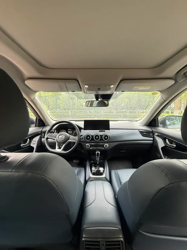 2025 Nissan X-Trail thumbnail 5