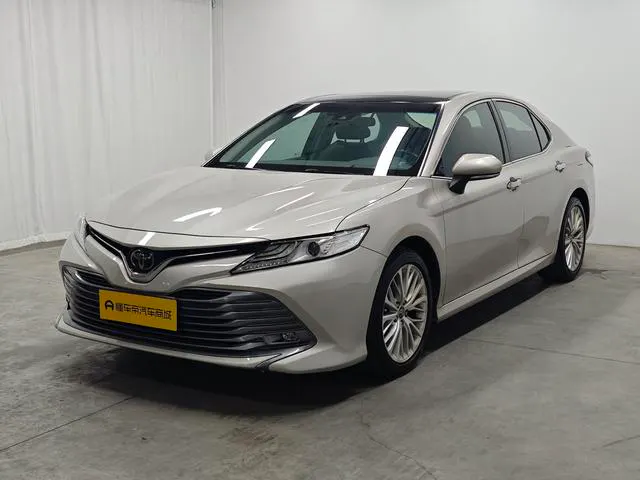 2018 Toyota Camry thumbnail 2