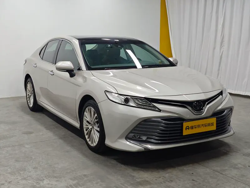 2018 Toyota Camry thumbnail 4