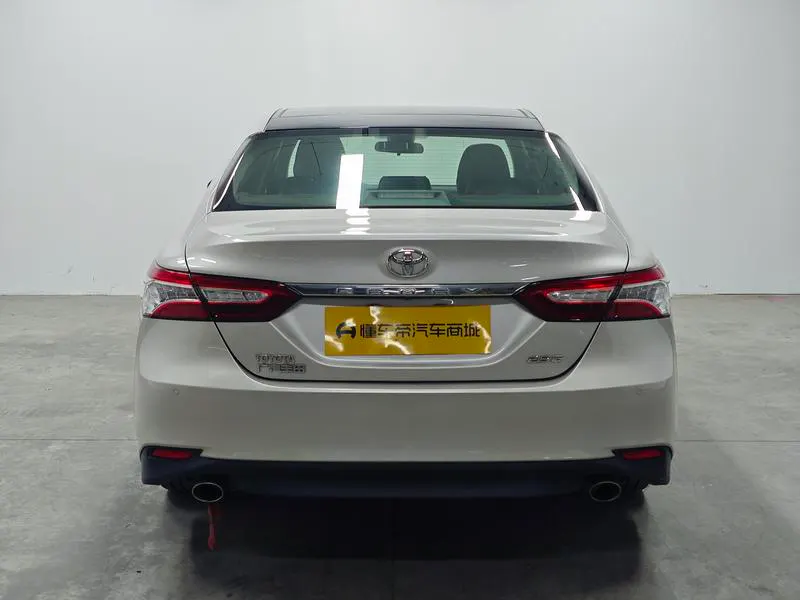 2018 Toyota Camry thumbnail 7