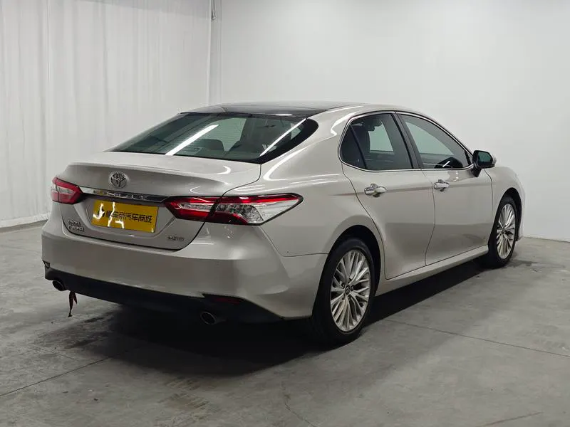 2018 Toyota Camry thumbnail 8