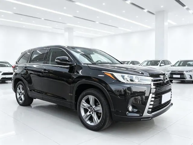 2018 Toyota Highlander thumbnail 3