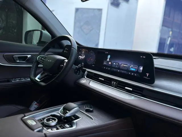 2024 Chery Tiggo 8 PLUS thumbnail 4