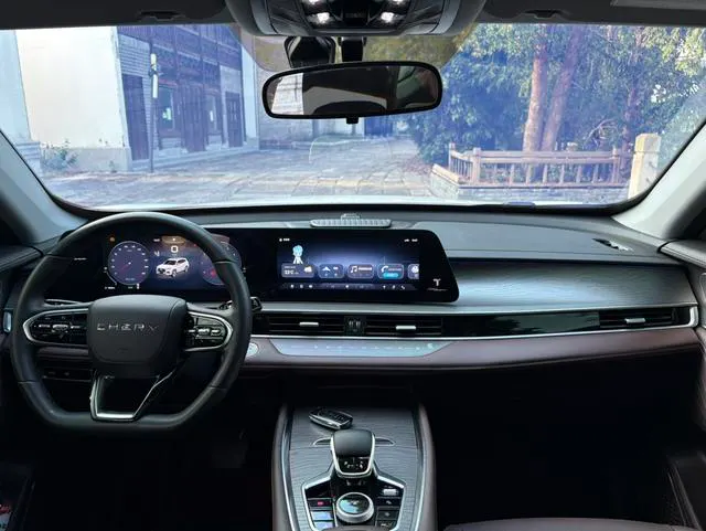 2024 Chery Tiggo 8 PLUS thumbnail 5