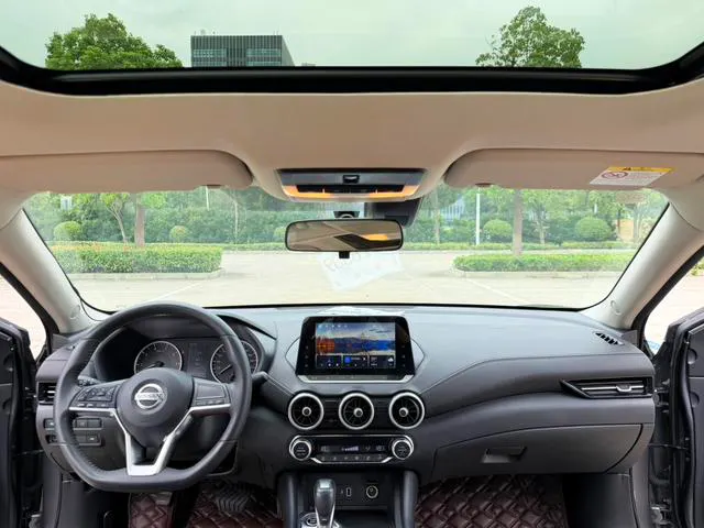2021 Nissan Sylphy thumbnail 4