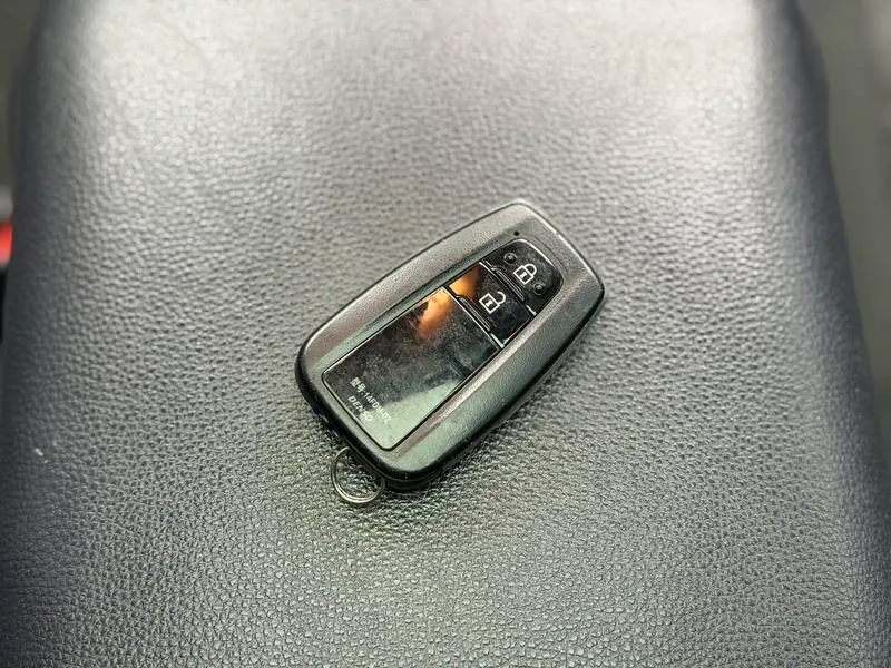 2020 Toyota RAV4 thumbnail 11