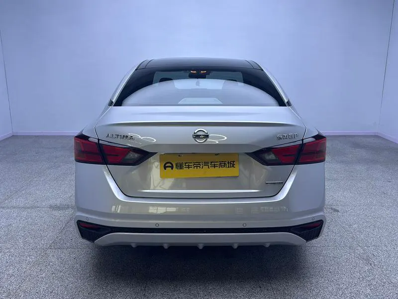 2021 Nissan Teana thumbnail 7