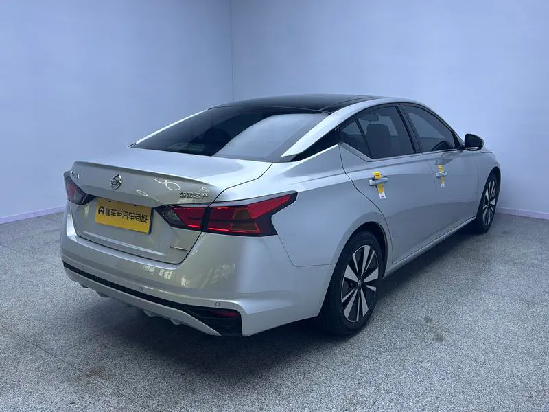 2021 Nissan Teana thumbnail 8