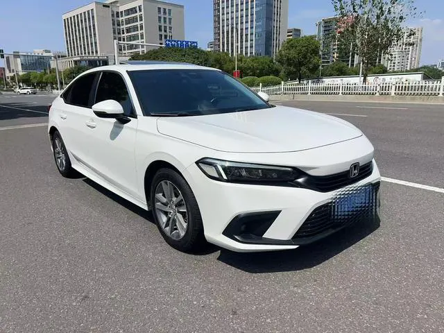2023 Honda Civic thumbnail 3