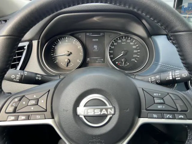 2025 Nissan X-Trail thumbnail 5