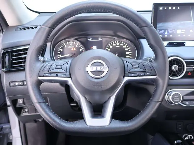2025 Nissan X-Trail thumbnail 5