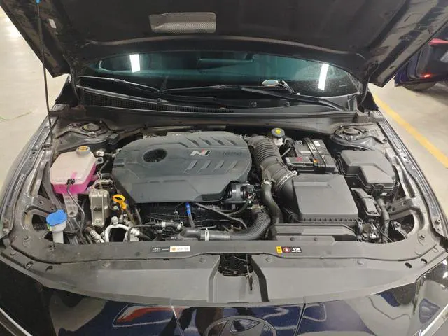 2024 Hyundai Elantra N thumbnail 3