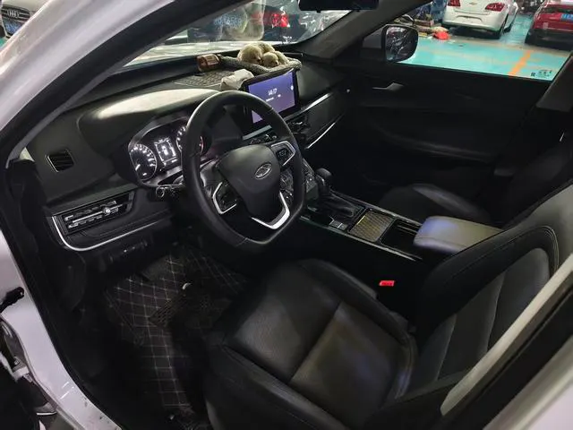 2025 Chery Tiggo 5x thumbnail 5