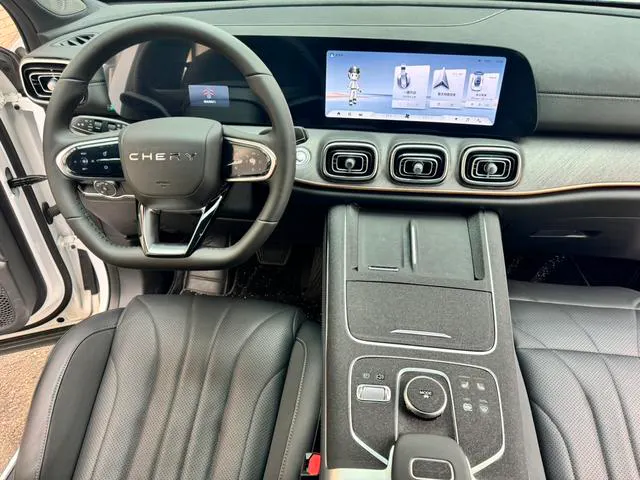 2025 Chery Tiggo 9 thumbnail 4